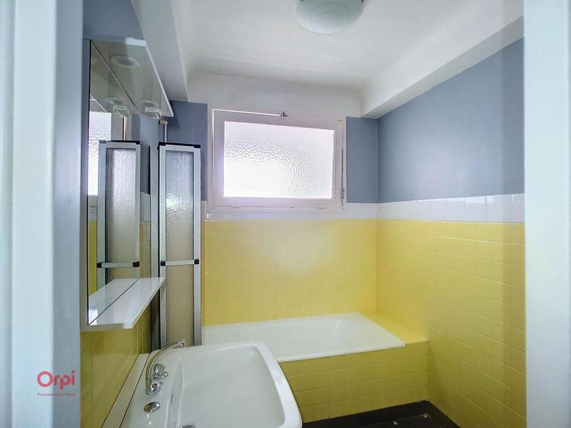 Appartement - 79 m² - 3 pièces