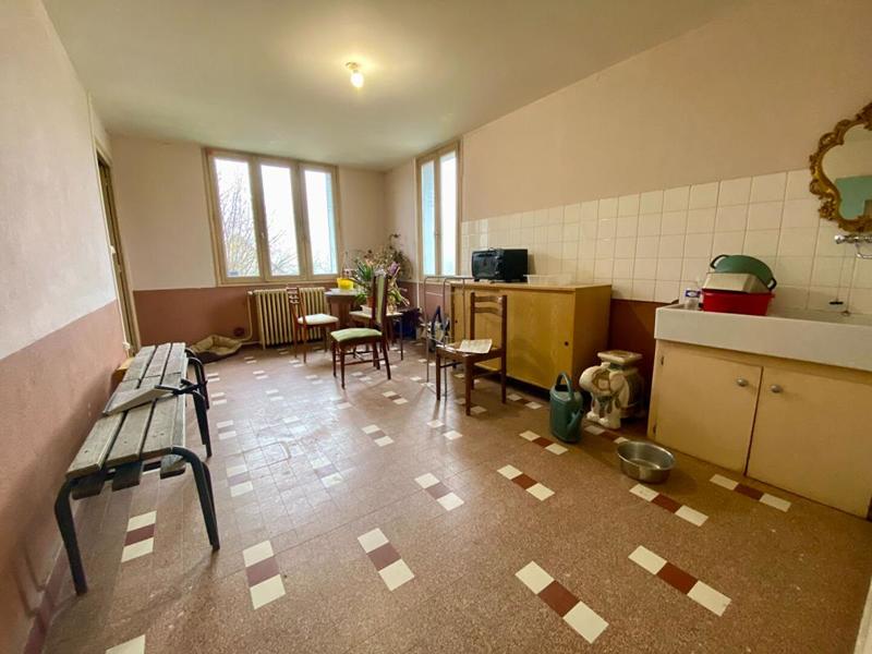 Maison - 210 m² - 9 pièces