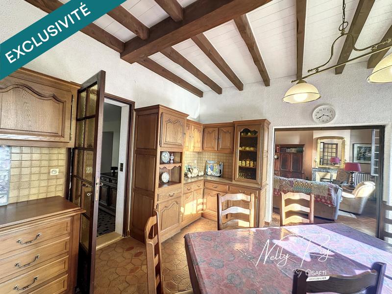 Maison - 350 m² - 8 pièces