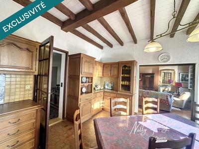 Maison - 350 m² - 8 pièces