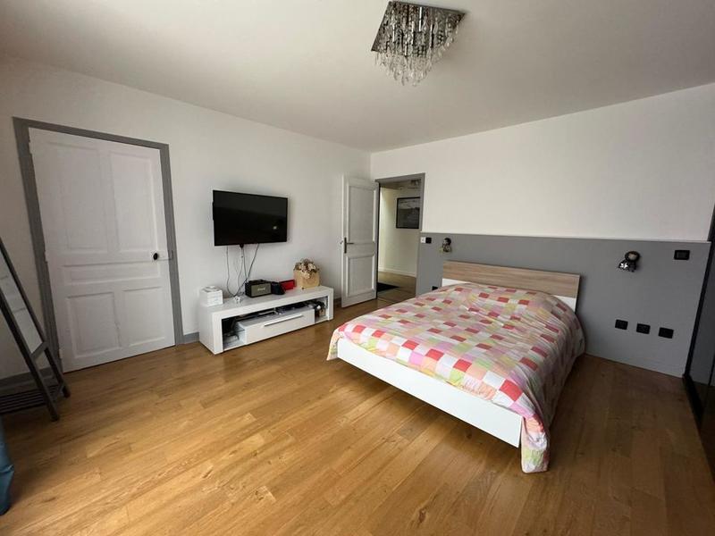 Maison - 160 m² - 5 pièces