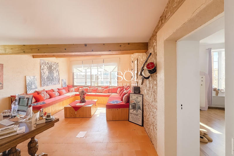 Maison - 458 m² - 7 pièces