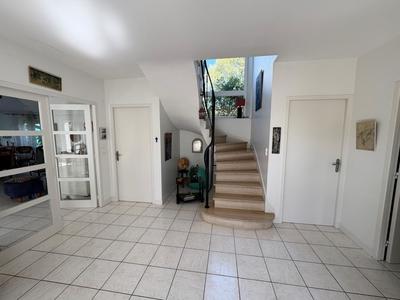 Maison - 160 m² - 4 pièces