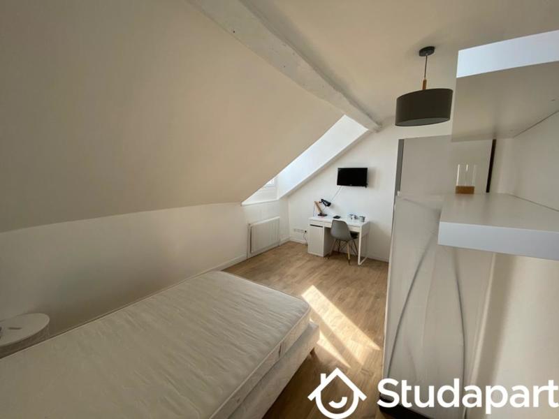 Chambre - 12 m² - 1 pièce