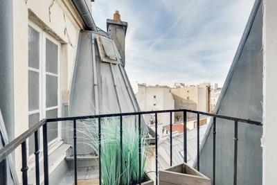 Studio - 12 m² - 1 pièce