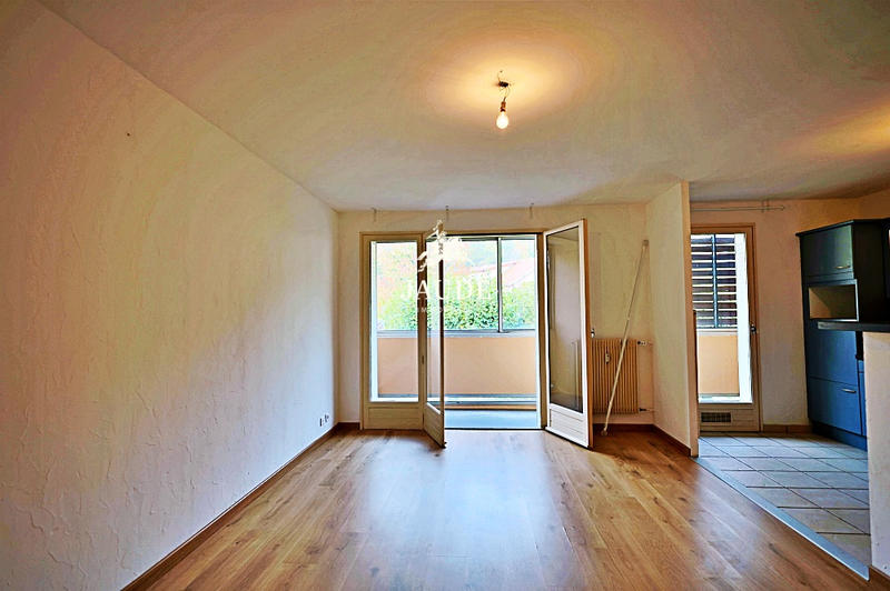 Appartement - 76 m² - 4 pièces
