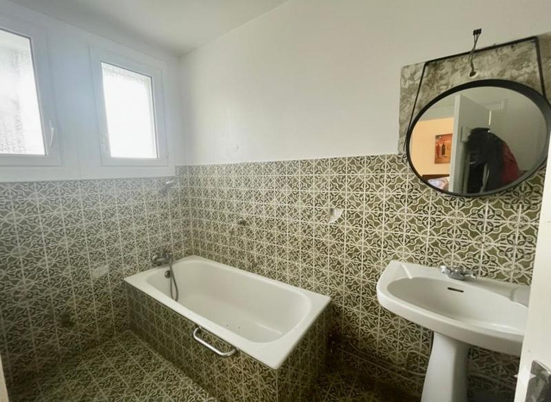 Maison - 200 m² - 9 pièces