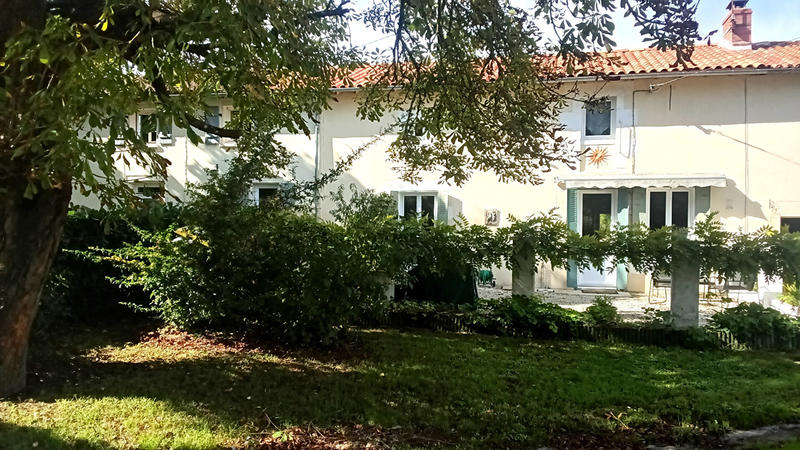 Maison - 96 m² - 3 pièces