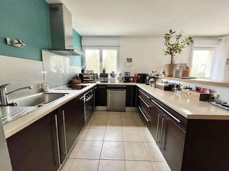 Appartement - 100 m² - 4 pièces