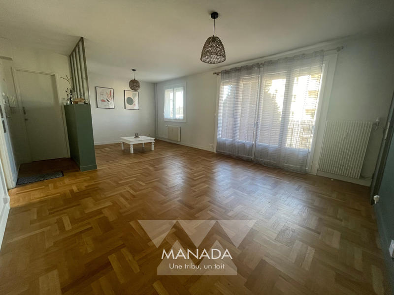 Appartement - 70 m² - 3 pièces