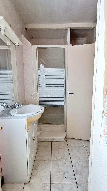 Maison traditionnelle - 102 m² - 6 pièces