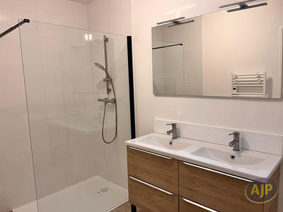 Maison - 107 m² - 5 pièces