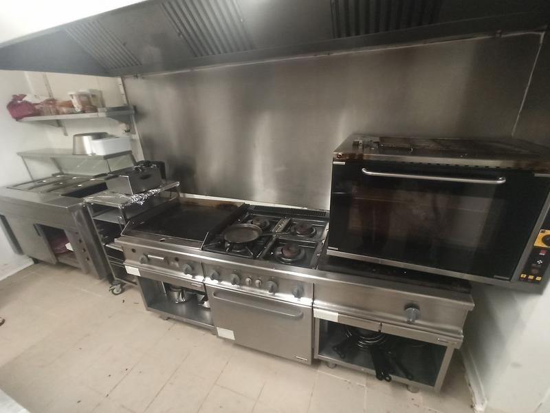 Fonds de commerce - 420 m²