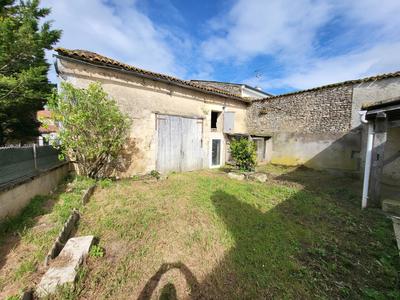 Maison - 122 m² - 5 pièces