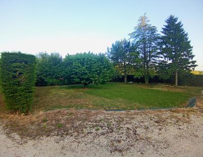 Terrain - 1 400 m²