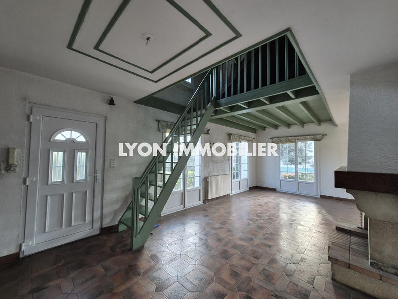 Maison - 110 m² - 4 pièces