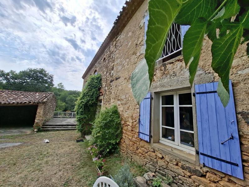 Maison - 225 m² - 7 pièces