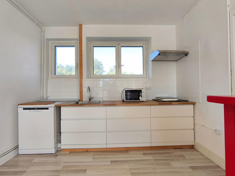 Maison - 205 m² - 10 pièces