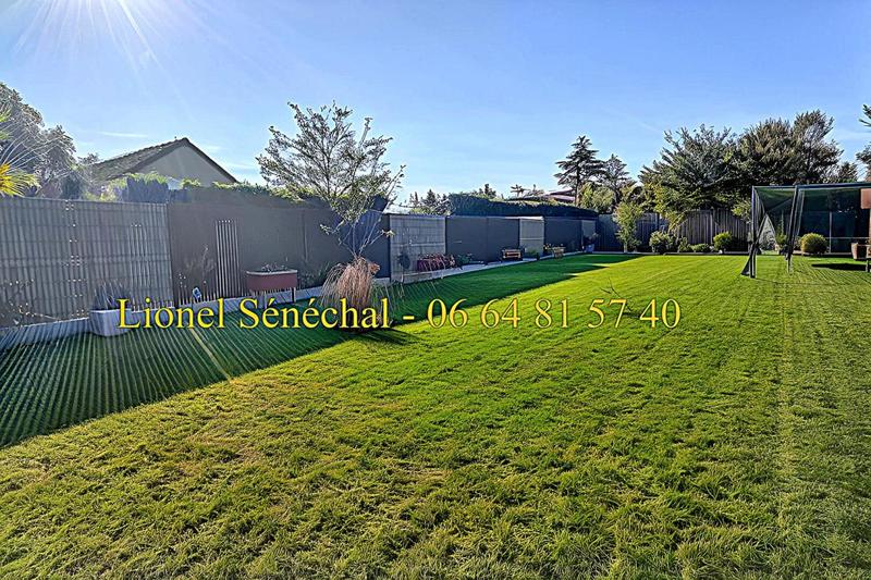 Maison - 120 m² - 9 pièces