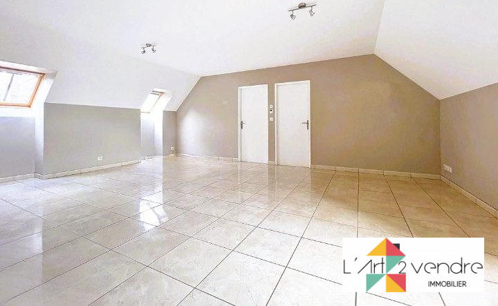 Maison traditionnelle - 148 m² - 6 pièces