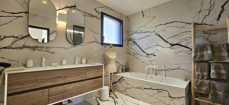 Villa - 180 m² - 5 pièces