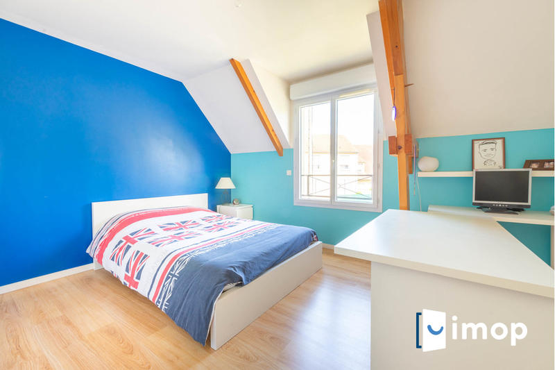 Maison - 189 m² - 7 pièces