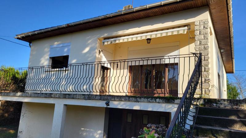 Maison - 115 m² - 8 pièces