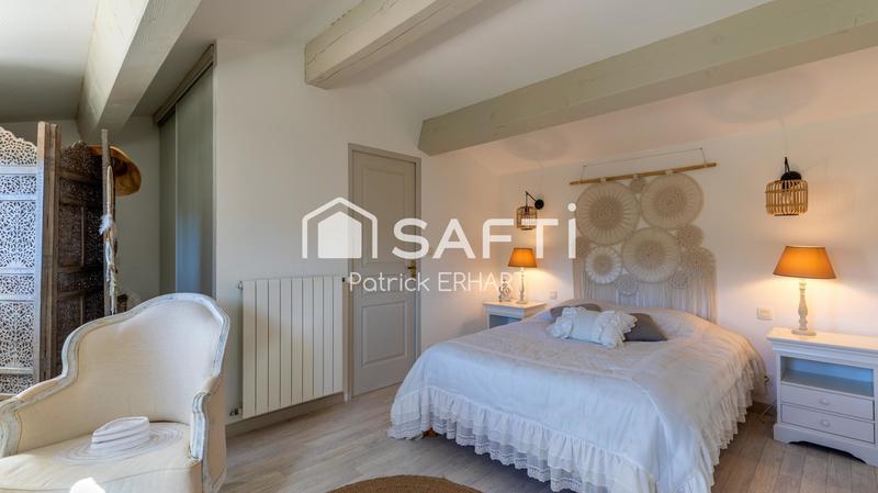 Maison - 278 m² - 7 pièces