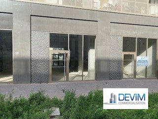 Local commercial - 206 m²