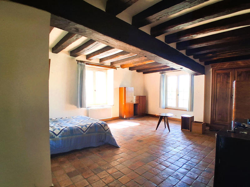 Maison - 215 m² - 8 pièces