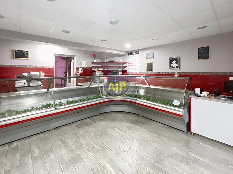 Immeuble - 147 m² - 5 pièces