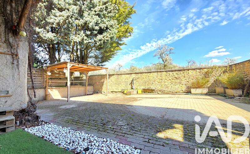 Maison de village - 254 m² - 7 pièces