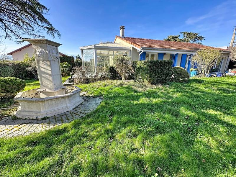 Maison - 110 m² - 4 pièces