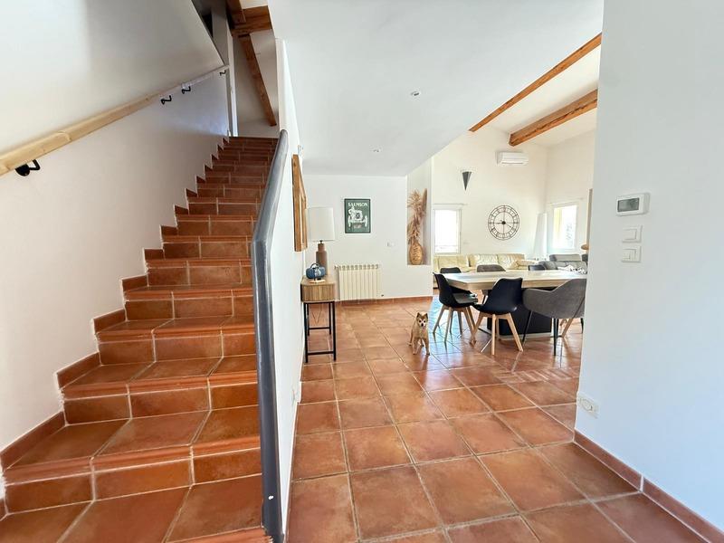 Maison - 180 m² - 6 pièces