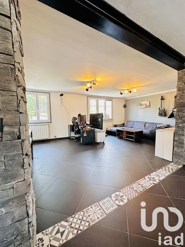 Maison - 140 m² - 5 pièces