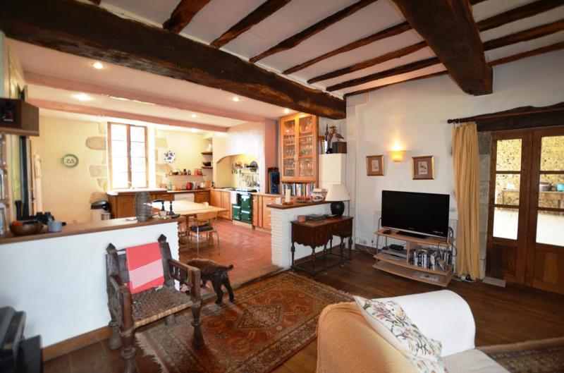 Propriété - 477 m² - 12 pièces