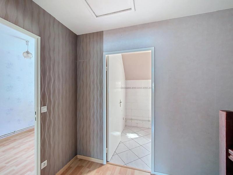 Maison - 94 m² - 5 pièces