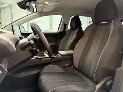 Peugeot 3008 II 1.5 Bluehdi 130 Active Business