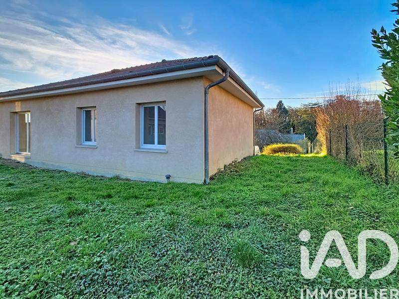 Maison - 96 m² - 5 pièces