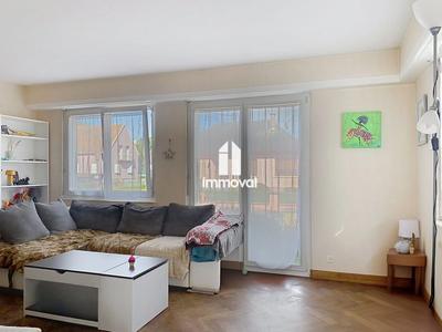 Maison - 97 m² - 5 pièces