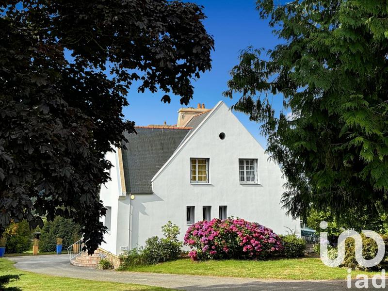 Maison - 800 m² - 20 pièces