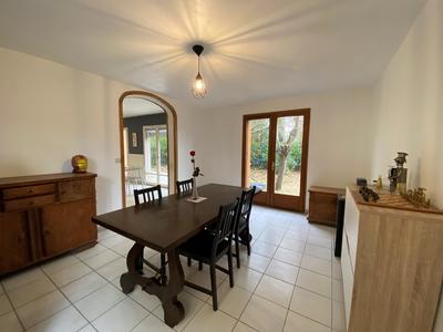 Maison traditionnelle - 108 m² - 5 pièces