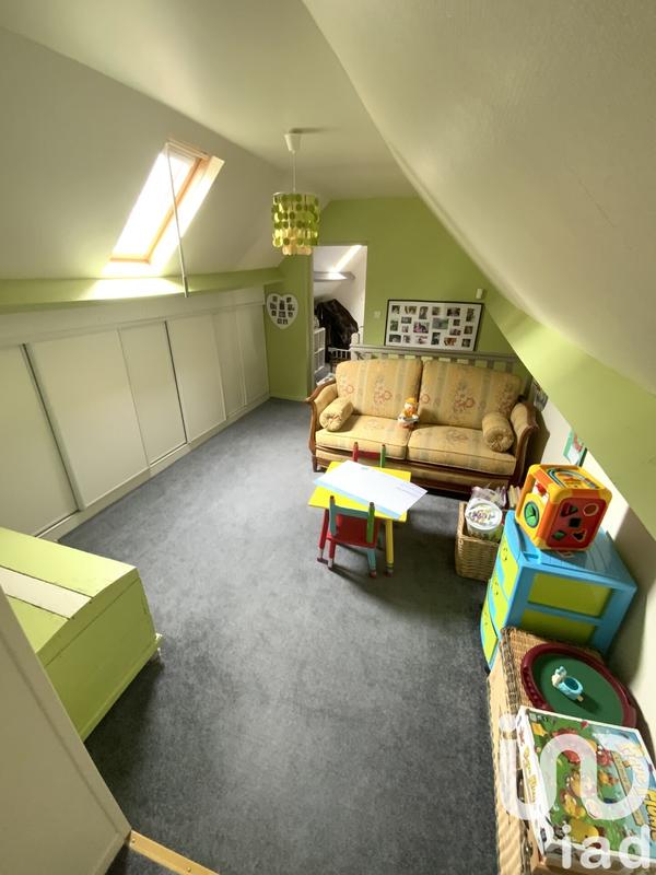 Maison - 167 m² - 10 pièces