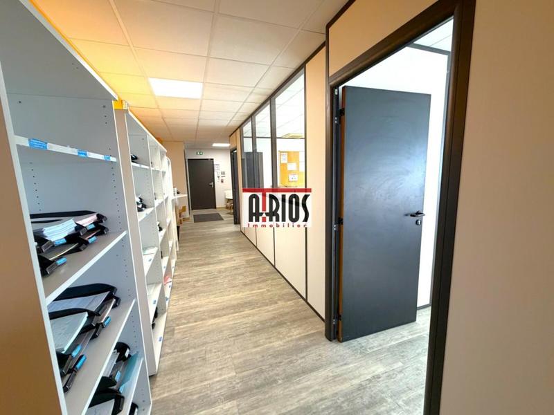 Bureau - 123 m²