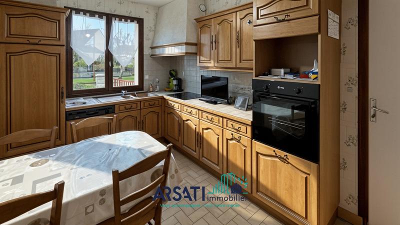 Maison traditionnelle - 90 m² - 5 pièces