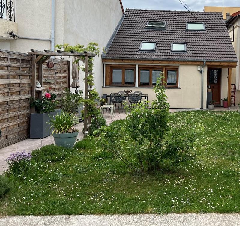 Maison - 113 m² - 5 pièces