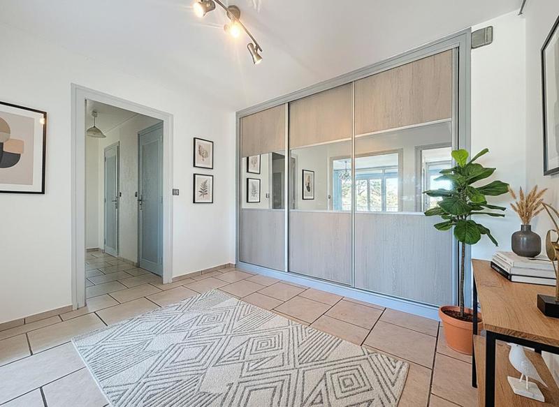 Appartement - 82 m² - 4 pièces