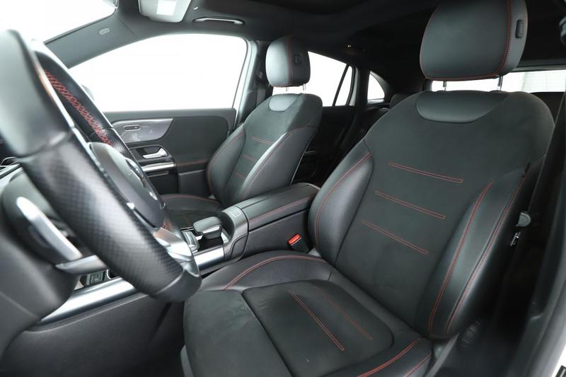 Mercedes Gla 200 d Amg Line Dct 150 ch