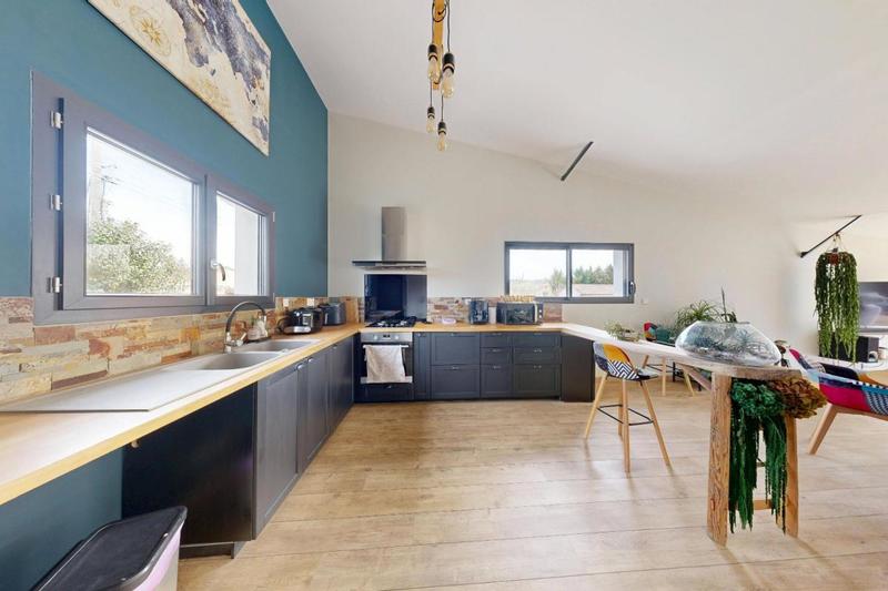 Maison - 140 m² - 6 pièces