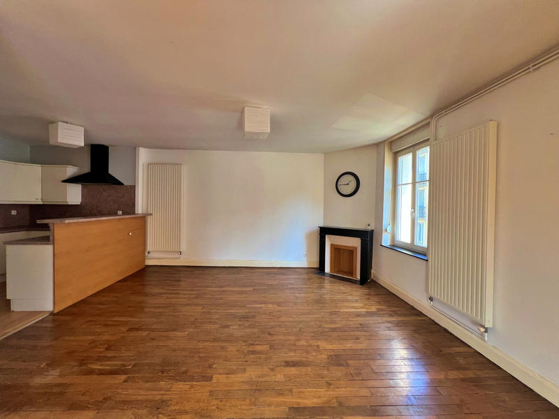 Appartement - 102 m² - 4 pièces